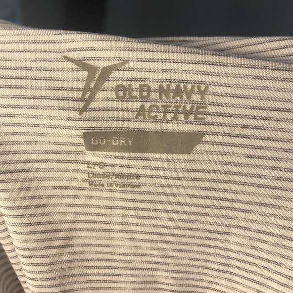 Women’s Old Navy Active Hoodie - Picture 3 of 3
